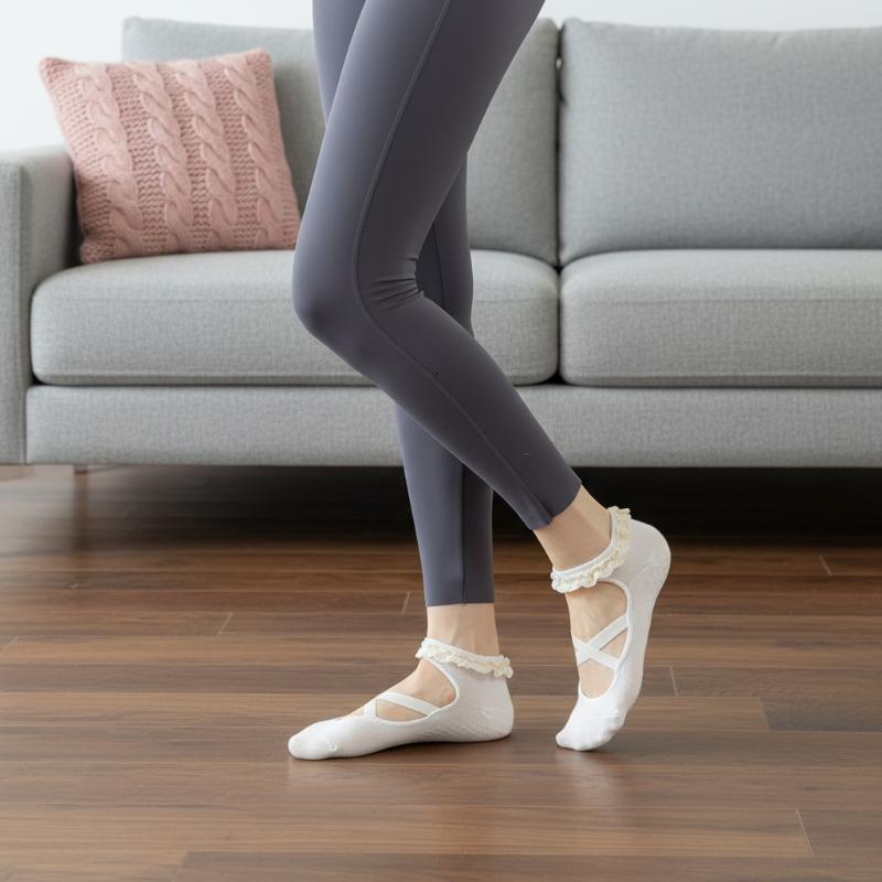 Pilates & Yoga Vida - 1 Çift Sevimli Dantelli Pilates Çorabı
